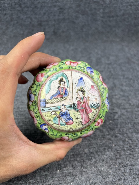 古玩雜項銅胎畫琺瑯蓋盒拍賣,當前價格1588元