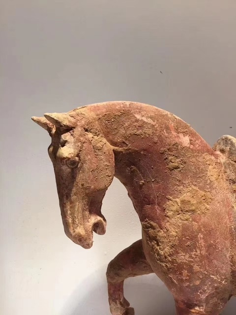 古玩陶瓷唐·胡人牽馬俑拍賣，當前價格80000元