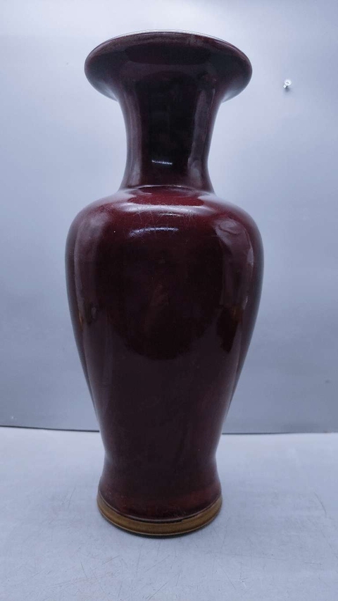 古玩陶瓷紅釉瓶拍賣,當(dāng)前價(jià)格499元