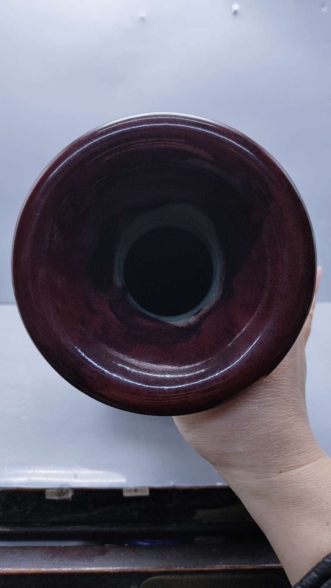 古玩陶瓷紅釉瓶拍賣,當(dāng)前價(jià)格499元