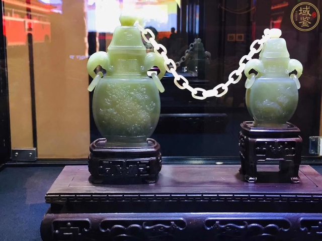 古玩玉器和田青玉連心瓶拍賣，當前價格100000元