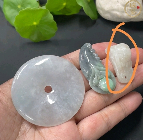 古玩玉器153天然翡翠掛墜一組3件一手走拍賣，當前價格158元
