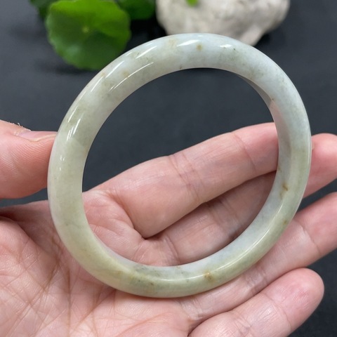 古玩玉器166兩條F17926483 翡翠手鐲 圈口56.8/55.3拍賣，當前價格175元
