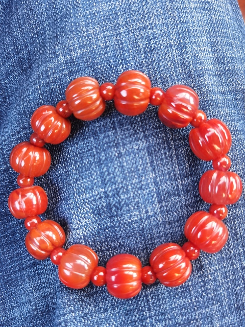 古玩玉器天然南紅瑪瑙“瓜棱珠串”拍賣,當(dāng)前價(jià)格819元