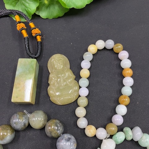 古玩玉器177翡翠掛件+手串 一手走拍賣,當前價格290元