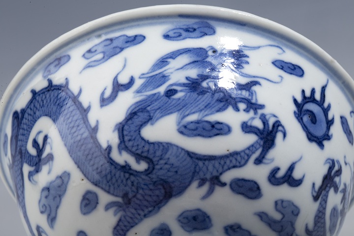 古玩陶瓷清中·青花雙龍戲珠紋高足杯（優品）拍賣，當前價格16000元