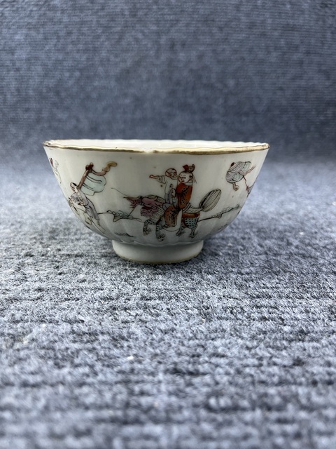 古玩陶瓷粉彩麒麟送子瓜楞花口碗拍賣,當前價格1588元