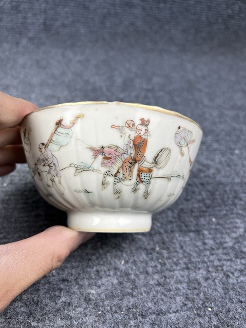 古玩陶瓷粉彩麒麟送子瓜楞花口碗拍賣,當前價格1588元