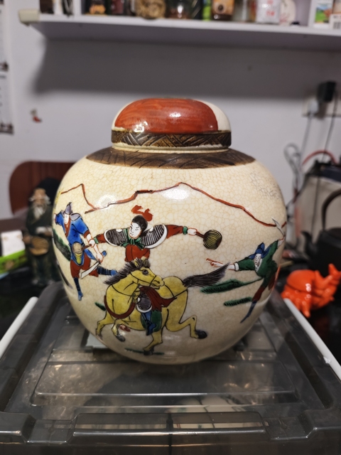 古玩陶瓷哥釉***五彩人物罐拍賣,當前價格688元