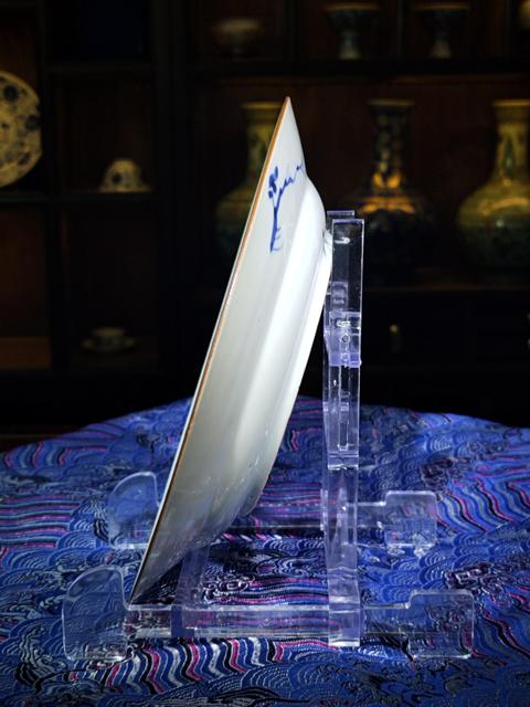 古玩陶瓷精品康熙11人物故事場景紋青花盤拍賣，當前價格9980元
