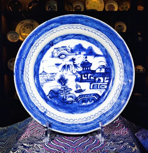 古玩陶瓷【2025新春放漏】樓臺亭閣山水紋青花大盤拍賣,當前價格1280元