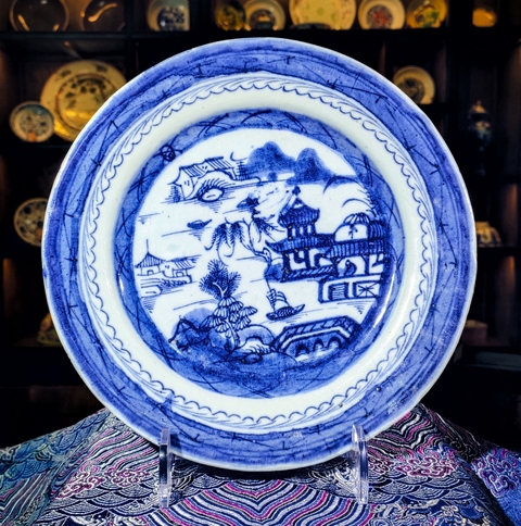 古玩陶瓷【2025新春放漏】樓臺亭閣山水紋青花大盤拍賣,當前價格1280元