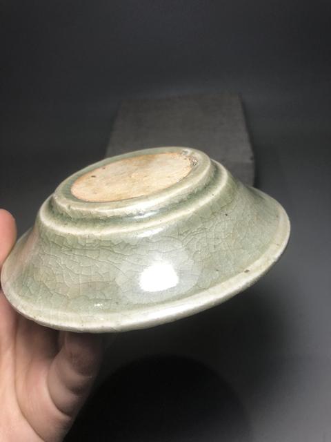 古玩陶瓷明,景德鎮(zhèn)窯翠青釉葵口出筋盤拍賣,當(dāng)前價(jià)格1600元