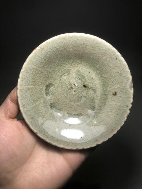 古玩陶瓷明,景德鎮(zhèn)窯翠青釉葵口出筋盤拍賣,當(dāng)前價(jià)格1600元