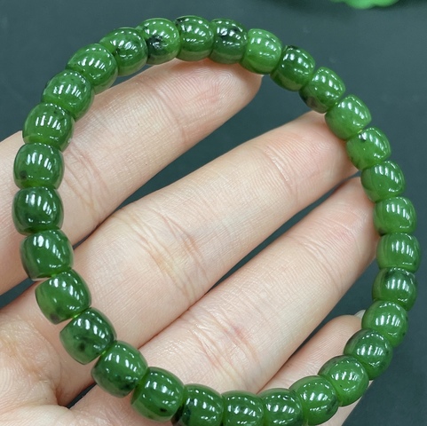 古玩玉器新疆和田碧玉手串拍賣，當(dāng)前價(jià)格298元