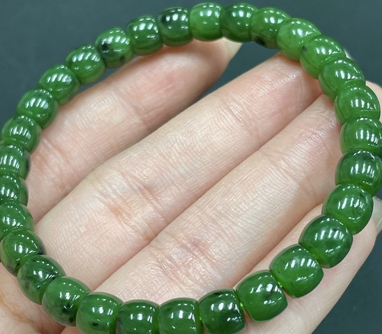 古玩玉器新疆和田碧玉手串拍賣，當(dāng)前價(jià)格298元