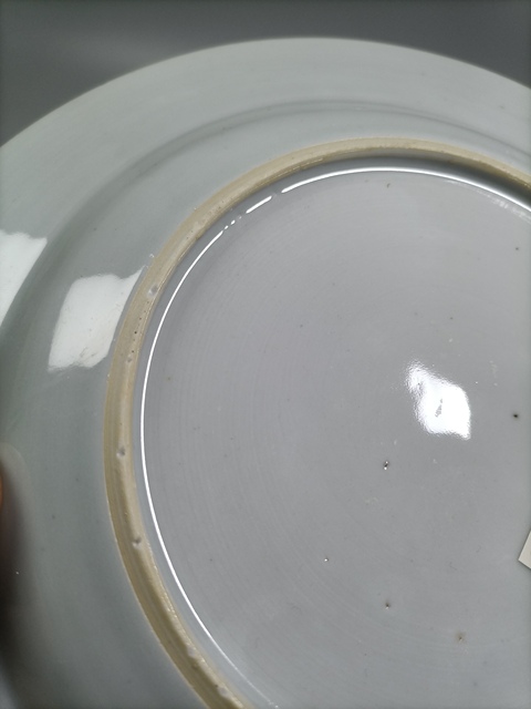 古玩陶瓷清早期青花加彩蝶戀花紋盤拍賣,當前價格3000元