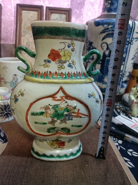 古玩陶瓷民國(guó)五彩開光人物故事紋雙耳尊拍賣,當(dāng)前價(jià)格3888元