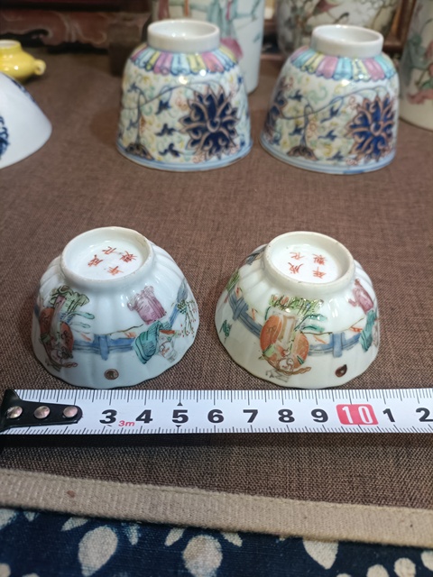 古玩陶瓷道咸粉彩人物故事紋花口杯拍賣，當前價格3888元