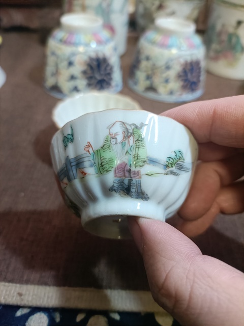 古玩陶瓷道咸粉彩人物故事紋花口杯拍賣，當前價格3888元