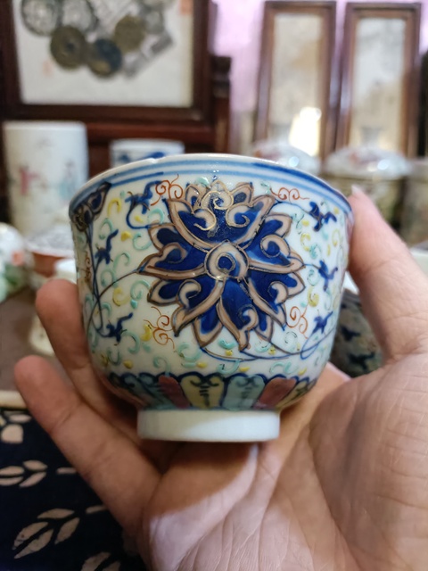 古玩陶瓷光緒青花加彩纏枝花卉紋仰鐘杯拍賣,當前價格4500元