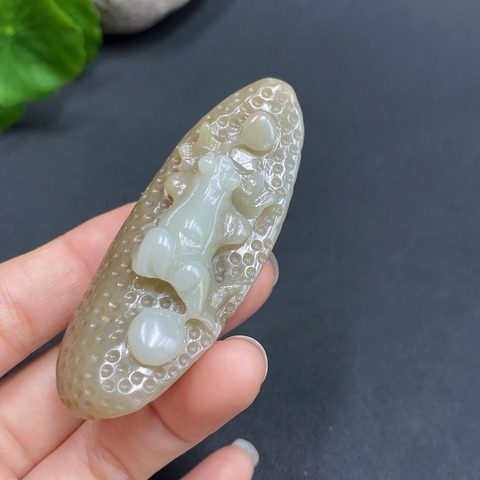 古玩玉器180和田玉掛件 呱呱來財 總重約46.5g拍賣,當前價格198元