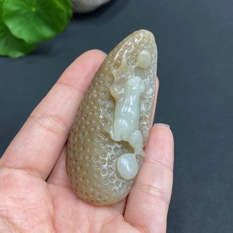 古玩玉器180和田玉掛件 呱呱來財 總重約46.5g拍賣,當前價格198元