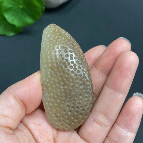 古玩玉器180和田玉掛件 呱呱來財 總重約46.5g拍賣,當前價格198元