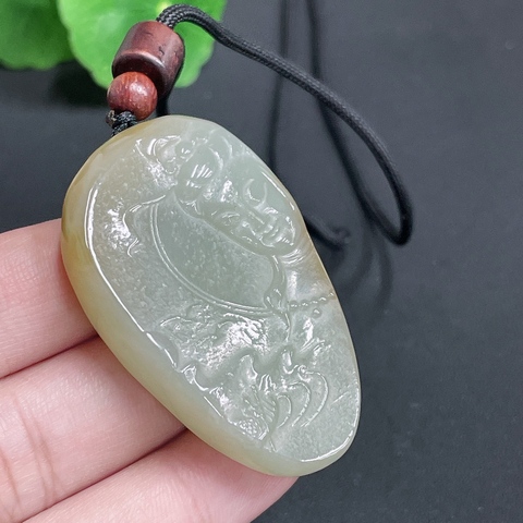 古玩玉器184天然和田玉觀音掛件 含繩重31.25g拍賣，當(dāng)前價格270元