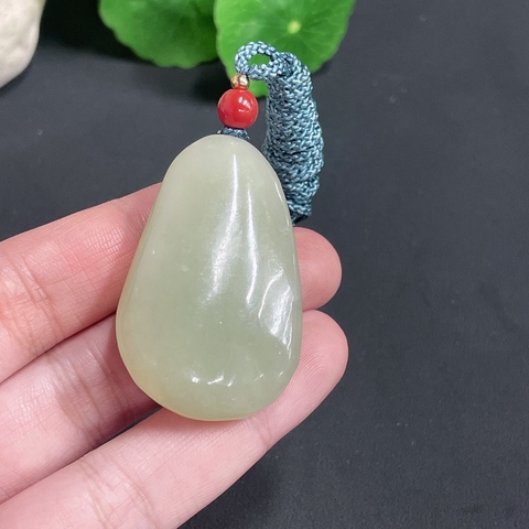 古玩玉器188天然和田玉掛件 連年有余 含繩重25.01g拍賣，當前價格270元