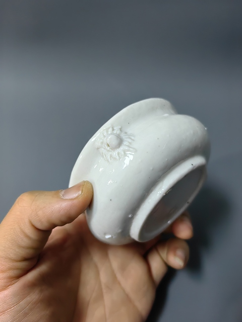 古玩陶瓷德化窯香爐拍賣，當前價格2400元