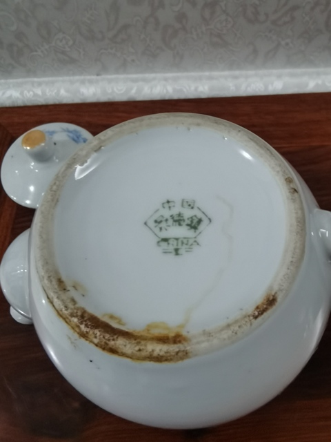 古玩陶瓷松鶴紋執(zhí)壺拍賣,當(dāng)前價(jià)格680元
