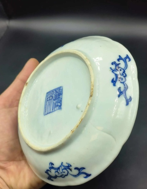 古玩陶瓷青花淡描花卉紋調色盤拍賣，當前價格1888元
