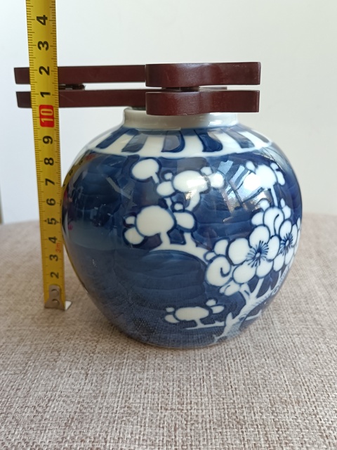 古玩陶瓷青花冰梅紋罐拍賣,當(dāng)前價(jià)格466元