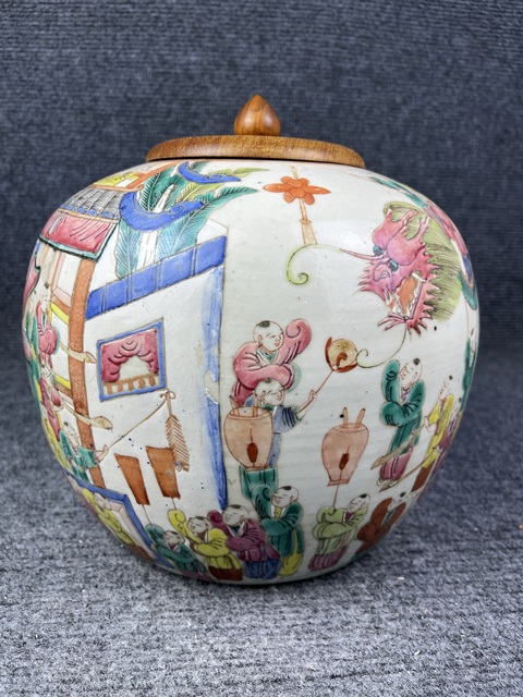 古玩陶瓷（保真卡）粉彩百子鬧春紋西瓜罐拍賣，當前價格9999元