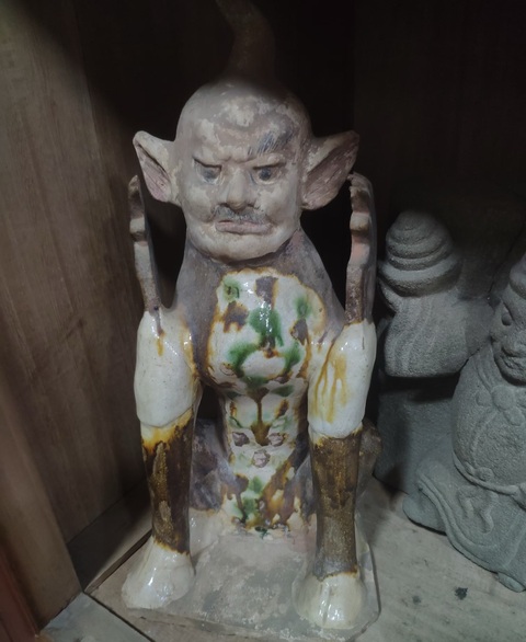 古玩陶瓷唐·三彩鎮魔獸拍賣,當前價格35000元