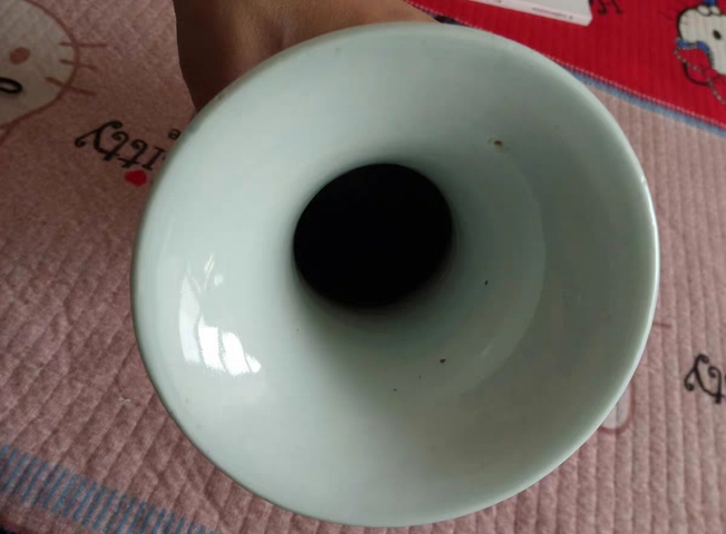 古玩陶瓷青花留白梅紋觀音瓶拍賣,當前價格5000元