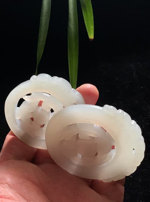 古玩玉器清代和田玉雕“轉芯佩”拍賣，當前價格88000元