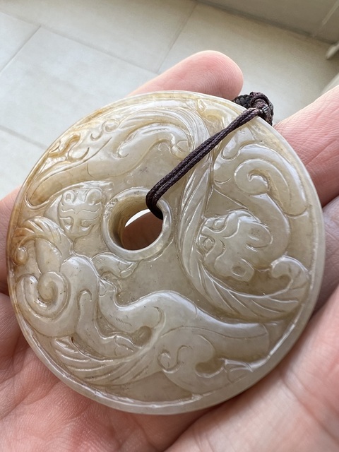 本物保証 天然古翡翠 浮彫 螭龍紋 玉璧 根付 玉佩 貴重 域鉴古玩】和田玉雕“螭龙纹璧”鉴定结果_和田玉雕“螭龙纹璧”真假鉴别
