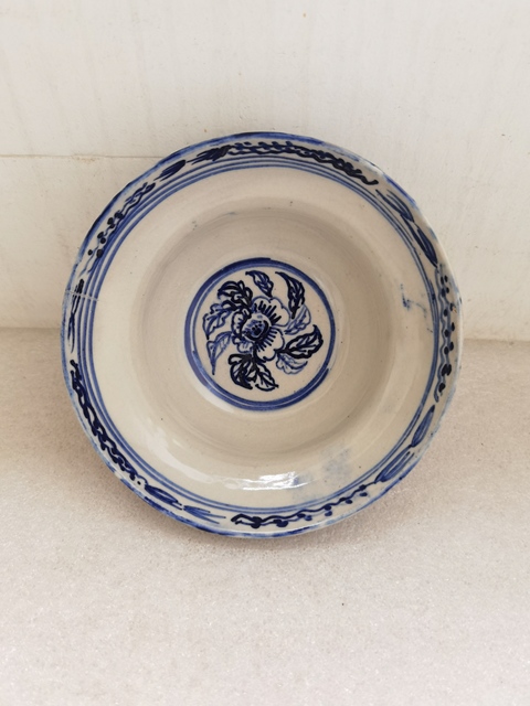 古玩陶瓷青花花卉紋折腰碗拍賣，當(dāng)前價(jià)格750元
