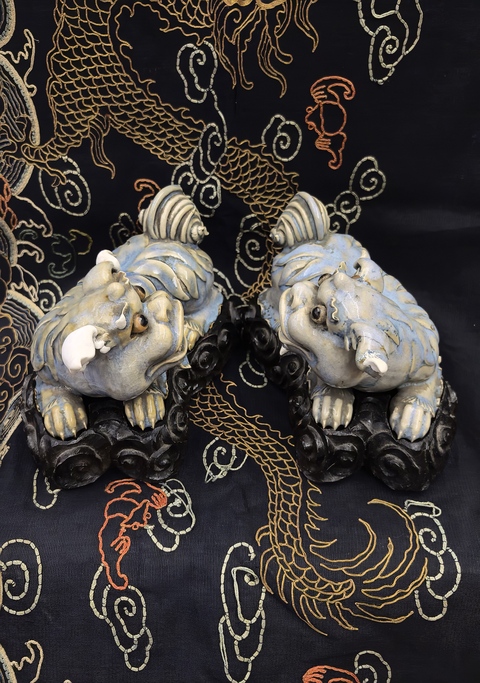 古玩陶瓷清中期鈞釉獅子擺件拍賣，當(dāng)前價(jià)格11888元