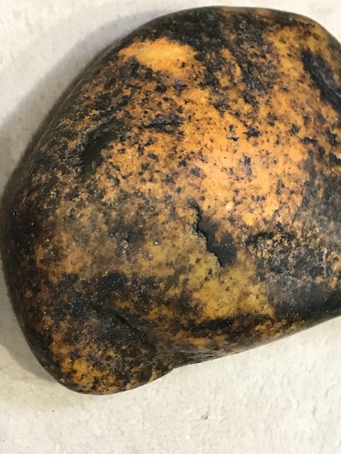 古玩玉器和田籽玉原石拍賣,當前價格6000元