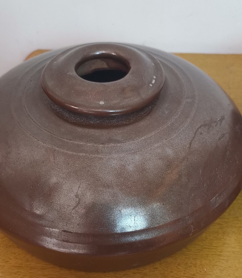 古玩陶瓷褐釉扁瓶拍賣,當(dāng)前價(jià)格860元