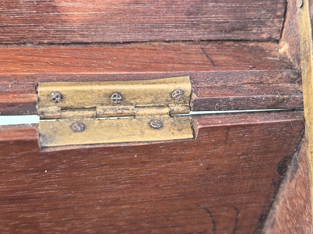 古玩雜項花梨木鑲嵌貝殼的福祿壽三星首飾（珠寶）箱真品鑒賞圖