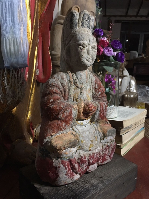 古玩雜項(xiàng)石雕佛像拍賣,當(dāng)前價(jià)格29999元