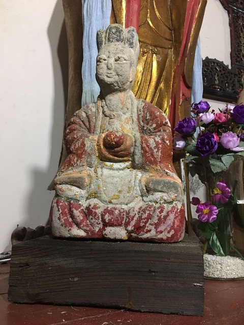 石雕佛像拍賣，當前價格9600元