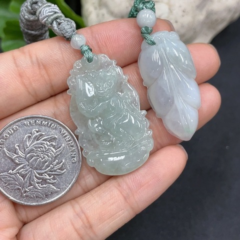 古玩玉器192天然翡翠掛件兩件一手走拍賣(mài),當(dāng)前價(jià)格380元