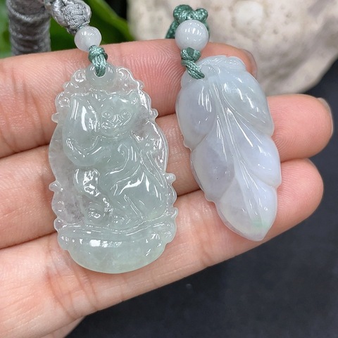 古玩玉器192天然翡翠掛件兩件一手走拍賣(mài),當(dāng)前價(jià)格380元