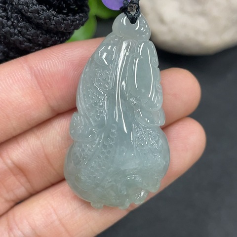 古玩玉器200天然翡翠掛件拍賣(mài)，當(dāng)前價(jià)格330元
