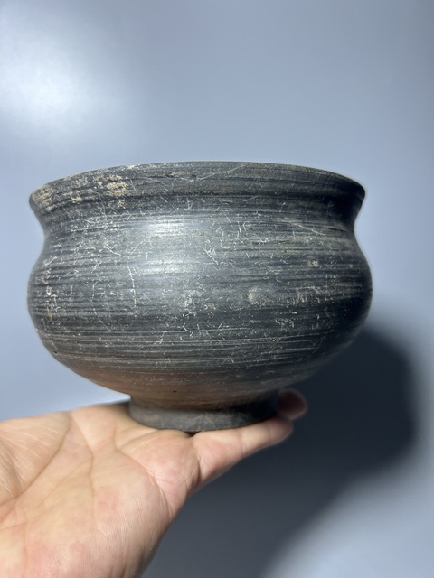 古玩陶瓷元代·黑陶束口香爐拍賣,當前價格3300元